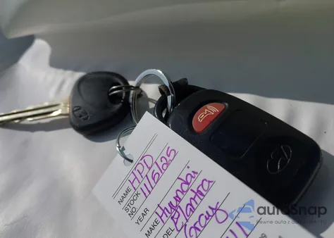 2008 Hyundai Elantra Gls/Se z USA, uszkodzony, nr VIN KMHDU46D98U420041